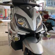 适用于适用轻骑铃木UY125保险杠新款改装铝合金护杠UY铝护杠防护栏护架 UY铝合金护杠前面 白色(5天左右发货)