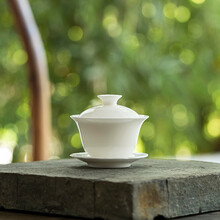 乐叙 羊脂玉瓷盖碗德化三才碗陶瓷功夫茶具茶杯简约中国白瓷手工泡茶碗单个 荷塘玉瓷盖碗75ml超小号礼盒装