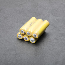 玩具遥控车周边配件电池充电器路障漂移赛车组合汽车赛道场景模型 700电池*6粒