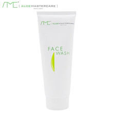 南非AMC芦荟洗面奶补水保湿控油清洁收缩毛孔清洁黑头晒后修肤清爽不紧绷好望角芦荟 洗面奶100ml