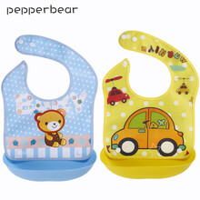 泡椒熊（pepperbear）1/2只围兜婴儿防水吃饭宝宝口水兜小孩防脏神器超软儿童大号围嘴食饭兜 可拆型饭兜·防水设计丨2个装【蓝+黄】