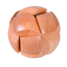 榉木孔明锁鲁班锁儿童木制玩具 益智休闲拆解锁玩具 足球锁