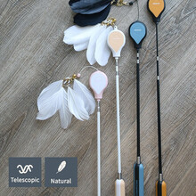 JIMA可伸缩逗猫棒 带铃铛羽毛可替换头钓猫棒耐咬仙女棒 实木握把弹力碳纤杆 长杆自嗨两节伸缩逗猫棒 三段式伸缩逗猫棒【豪华版】-白桃色