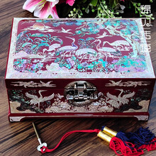 ins抖音同款漆器首饰盒结婚礼物木质耳饰品项链收纳盒欧式带锁珠宝盒 绒布底鱼型锁红色