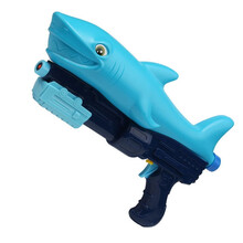 抽拉水枪儿童玩具戏水玩具喷水沙滩打水仗抽拉式女孩大容量戏水呲滋小漂流男孩儿童节礼物 蓝色鲨鱼加压式