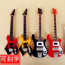 京炫（JINGXUAN)电贝司电吉他电贝斯乐器模型摆件配娃娃兵人用送男女朋友七夕礼物 16厘米C款【黑白色】【一】