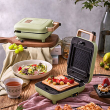 小熊（Bear）电饼铛 三明治机家用多功能早餐机华夫饼机可拆洗吐司鸡蛋仔轻食机双面加热压烤机早餐神器 DBC-C06M1两盘配置（三明治+华夫饼）