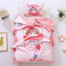 卡培拉 幼儿园纯棉夏凉被儿童空调被午睡被夏天薄被子 全棉卡通宝宝被子 草莓女孩-粉 120*150cm单件夏被