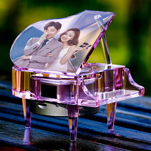 水晶钢琴音乐盒八音盒实用少女心diy新婚摆件生日礼物送女生女孩 水晶粉钢琴+MP4机芯(照片定制)