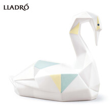 LLADRO雅致柔情似水日式折纸风格彩色瓷偶礼物家居摆件饰品 天鹅造型瓷偶(彩色/亮面) 无规格
