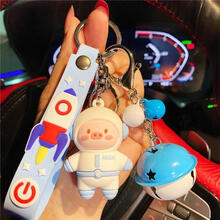 生日礼物 男孩女孩礼物卡通太空人钥匙扣女可爱网红宇航员情侣钥匙扣挂件饰品挂饰小礼物 宇航猪-蓝色+铃铛