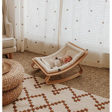 儿童摇椅 婴儿摇椅摇摇椅摇篮宝宝安抚躺椅摇篮木儿童安抚椅新生儿哄娃神器 基础款：框架+米白棉垫