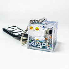 不倒翁玩具 宇航员太空人液体流沙不倒翁创意摆件减解压玩具带同学男女生朋友 【银色】太空人 钥匙扣