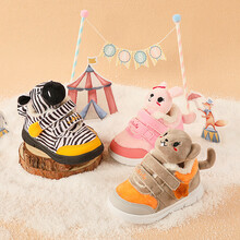 卡特兔棉鞋加绒保暖男女宝宝学步鞋软底防滑儿童运动机能鞋动物头短靴冬季 灰鼠 内长12cm