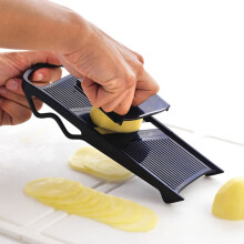 法国Mastrad玛斯特 蔬果切片刀器 切菜切水果片 厨房刨刀擦片器 锋利好用 黑色（F21100）