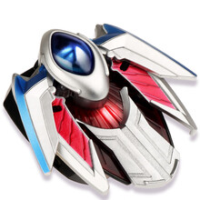 万代（BANDAI）迪迦奥特曼 闪耀迪迦特别套装经典召唤赛罗捷德变身器神光棒手环儿童玩具 终级手镯与赛罗奥特曼黄金特别版套装 70240