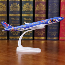 国内航空精美桌摆合金客机飞机模型波音B747-8洲际客机a350东航a380南航独立包装带展示支架 东航迪士尼A330-20厘米