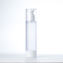 ilbu 透明磨砂乳液真空瓶化妆品分装瓶乳液真空瓶按压式细雾喷雾瓶子护肤品旅行透明便携小样 磨砂压泵真空瓶100ml-透明盖