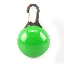 宠物LED狗狗发光吊坠狗灯中型小型犬防丢失遛狗夜光吊坠夜间遛狗灯泰迪夜光灯狗狗灯外出用品 宠物发光吊坠-绿色