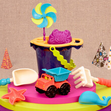 比乐B.Toys玩水玩沙户外沙滩车男孩女孩宝宝夏日挖沙玩水风车18个月+中桶沙滩套装 海军蓝