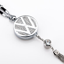 奥美斯AOMIS 镶钻后视镜汽车挂件饰品 汽车内饰品香薰香水车标吊坠挂饰汽车装饰品 大众车标挂件