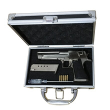 1：2.05沙鹰玩具模型 枪军事收藏礼品卸 可抛壳 不可发射沙漠鹰 抛壳沙鹰 枪色+合金箱