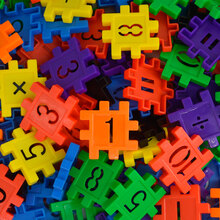 育童 雪花片积木数字方块大小颗粒男孩女孩2-3-6周岁拼插儿童玩具 500克（大约180颗）