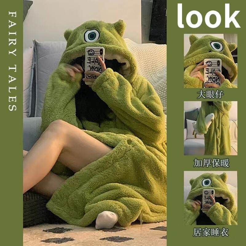 宝娜斯 珊瑚绒睡衣长款睡袍 均码