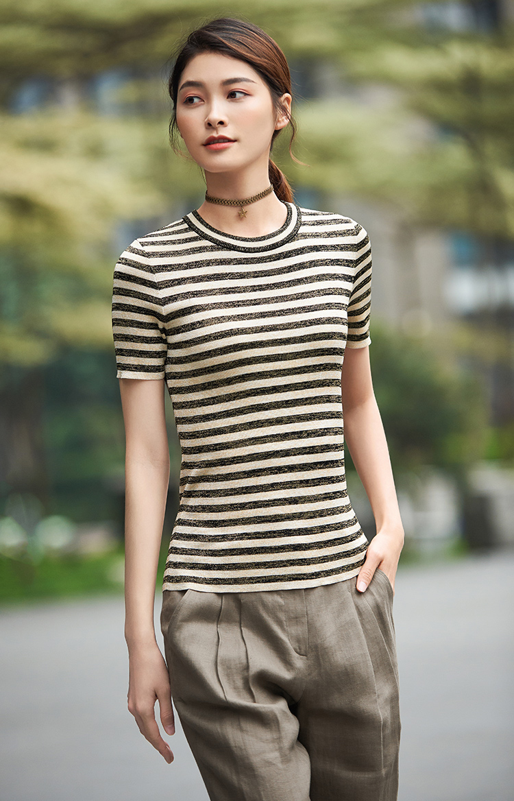 哥弟女装2018夏季新款针织衫女短袖t恤葱纱条纹圆领套头上衣790168 金