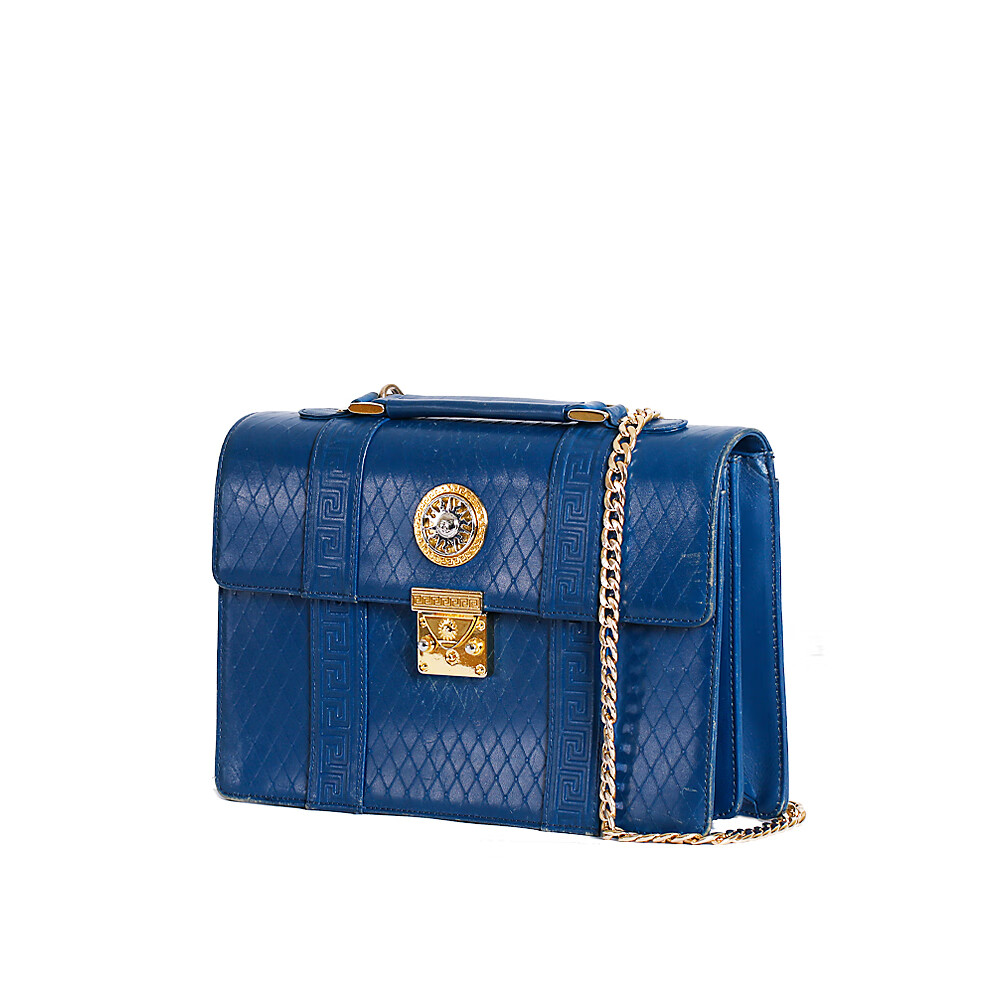 包含a顶级奢侈品复刻范思哲的词条-第1张图片-原单渠道